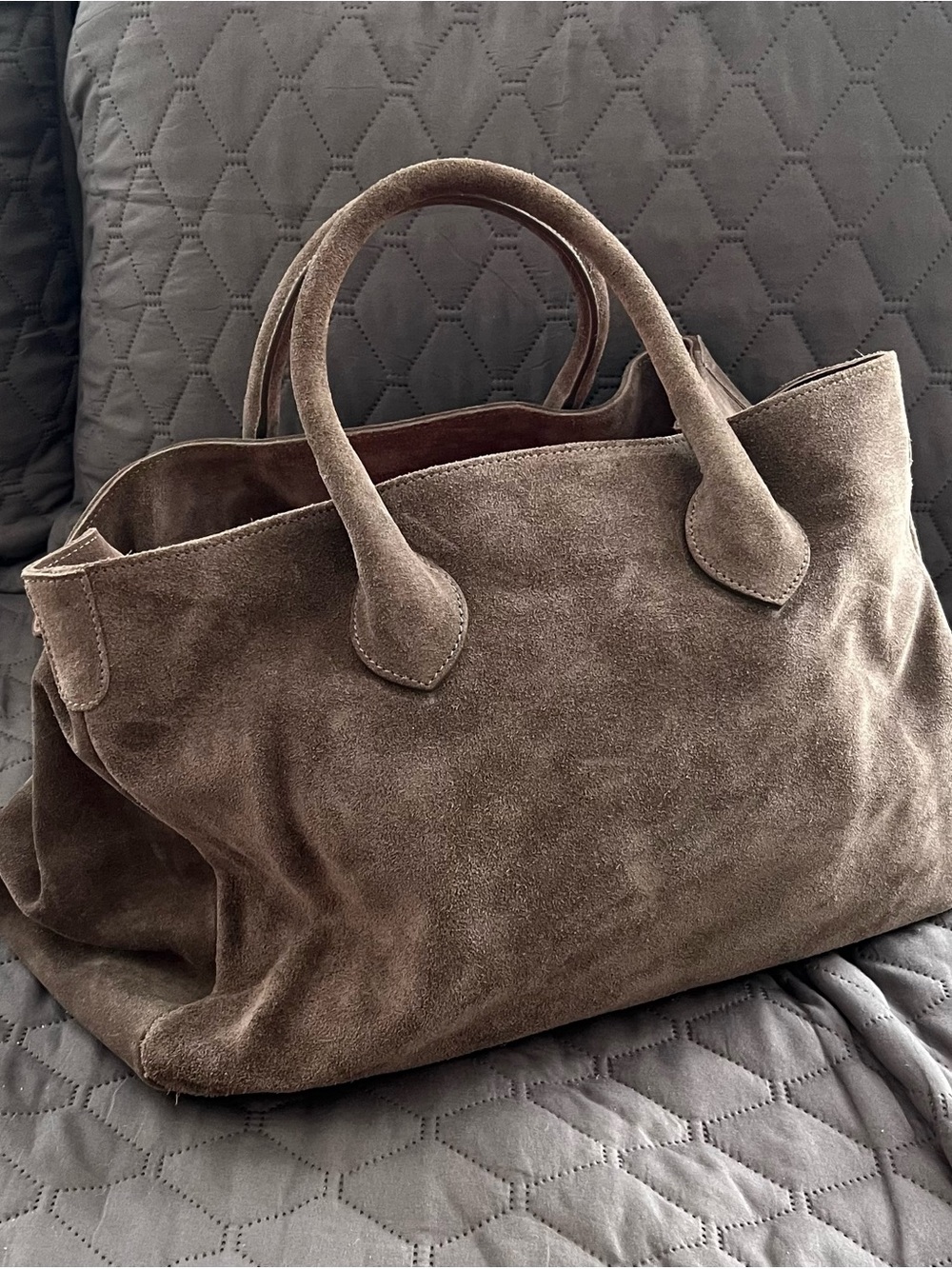 Mark & Graham Elisabetta Suede Slouch Bag - Picture 5 of 12